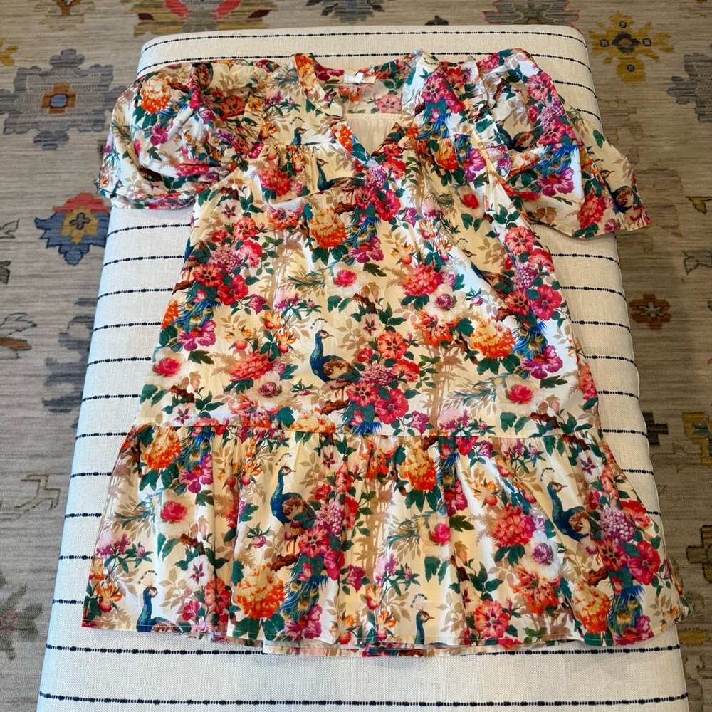 Entro Floral Puff Sleeve Dress